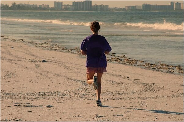 夢到了家中去世的親人和小白蟲會是什麼預兆_周公解夢官網