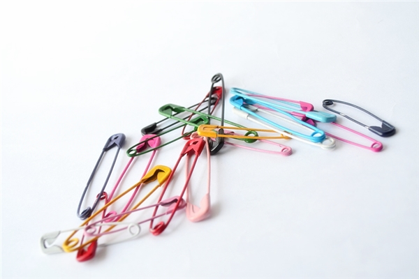 夢到了別針在內褲有什麼含義_周公解夢