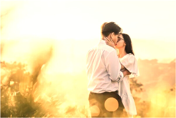 夢見連續兩天換車有何寓意_周公解夢官網