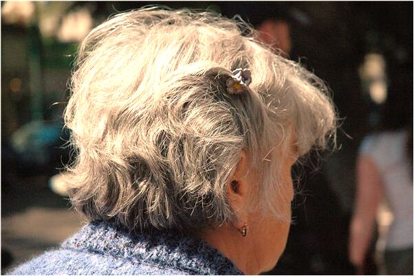 夢見閨蜜和她男神做愛有什麼徵兆_周公解夢官網