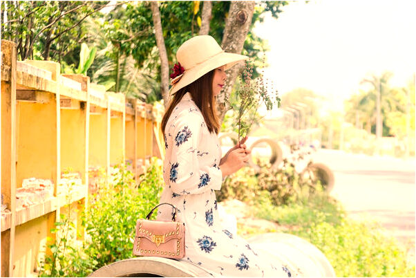 夢到了自已拿了別人的介指是吉兆嗎?_周公解夢官網