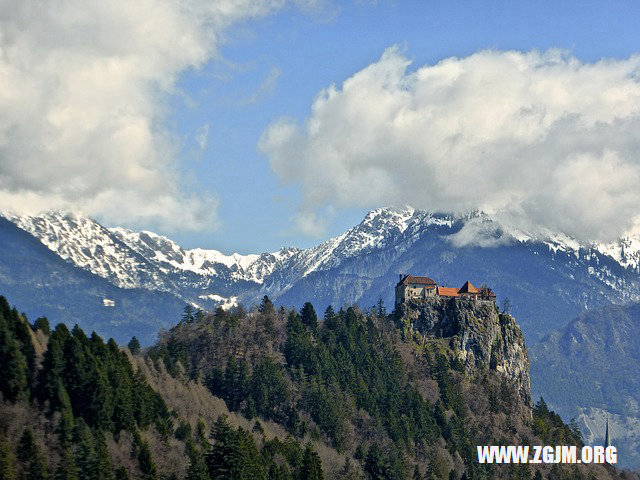 夢見洗手間_周公解夢夢到洗手間是什麼意思_做夢夢見洗手間好不好_周公解夢官網