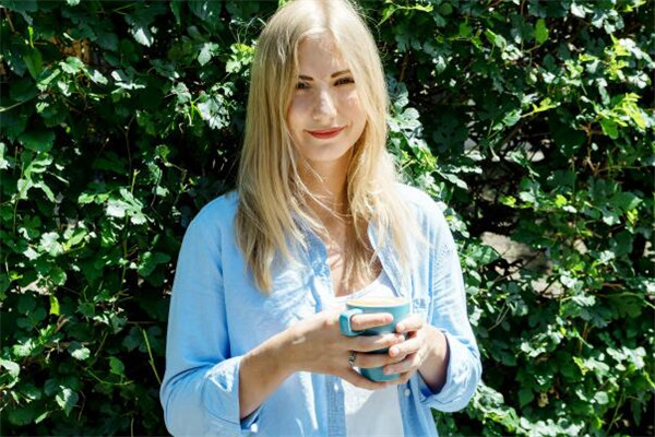 夢見別人喝水是凶兆還是吉兆_周公解夢