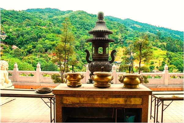 夢見老公穿白靴預示著什麼_周公解夢官網