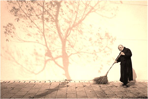 夢見女朋友突然消失意味什麼_周公解夢官網