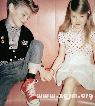 讓男人憐惜的星座女_十二星座