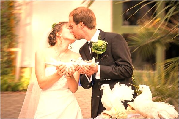 夢見小孩太重把床睡斷了是什麼啟示_周公解夢官網