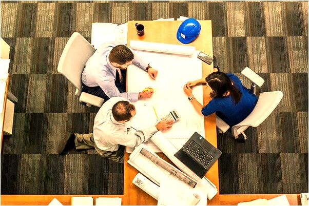 夢見下雨天房子漏水了預示什麼_周公解夢官網