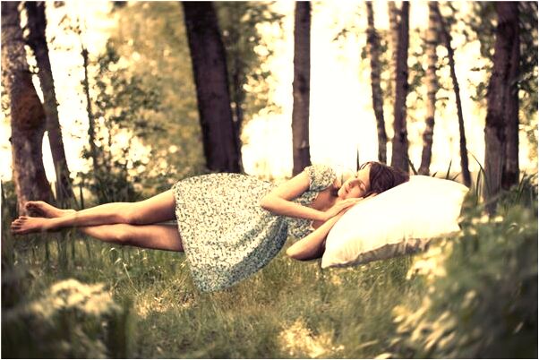 夢見帶帽子會是什麼預兆_周公解夢官網