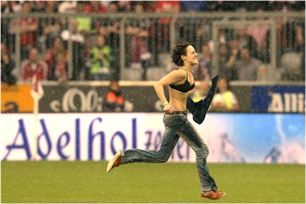 夢見自己拉的屎預示什麼_周公解夢官網