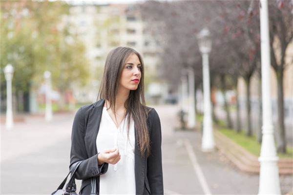 2021年屬龍的人多大_十二生肖