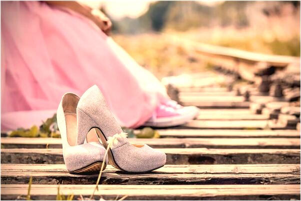 夢到二姐給大姐錢好不好_周公解夢官網