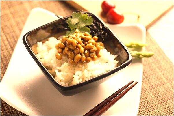 夢到了穿紅藍色的長裙意味著什麼_周公解夢官網