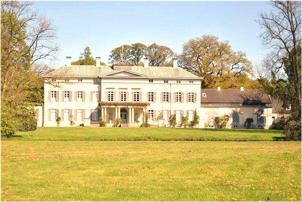 夢到了有人曖昧我是什麼徵兆_周公解夢官網