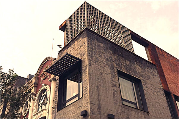 夢到了站在高處害怕掉下去是怎么回事_周公解夢官網