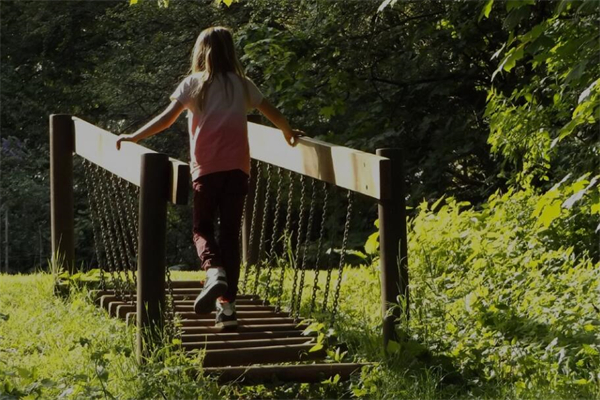 夢到搖晃會是什麼預兆_周公解夢