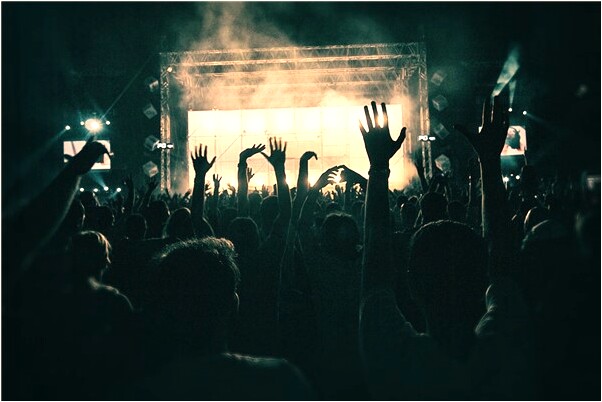 夢見趕人走怎么說_周公解夢官網