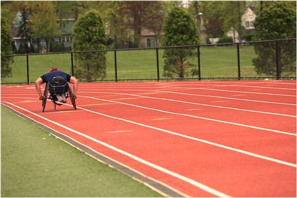 夢到了老公追著搶我手機是什麼徵兆_周公解夢官網