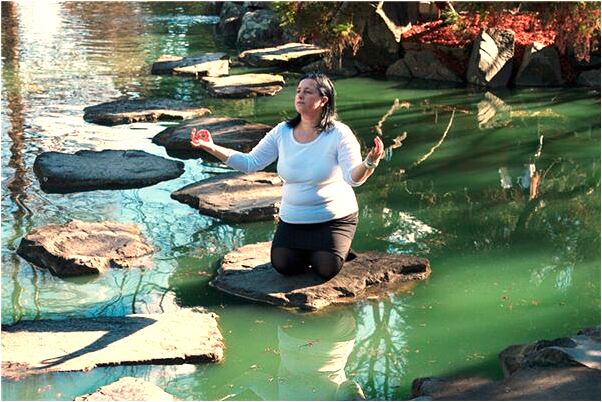 夢見胳膊上長滿了黑斑怎么回事_周公解夢官網