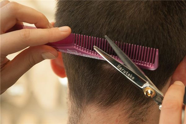 夢到理髮是什麼預兆？_周公解夢