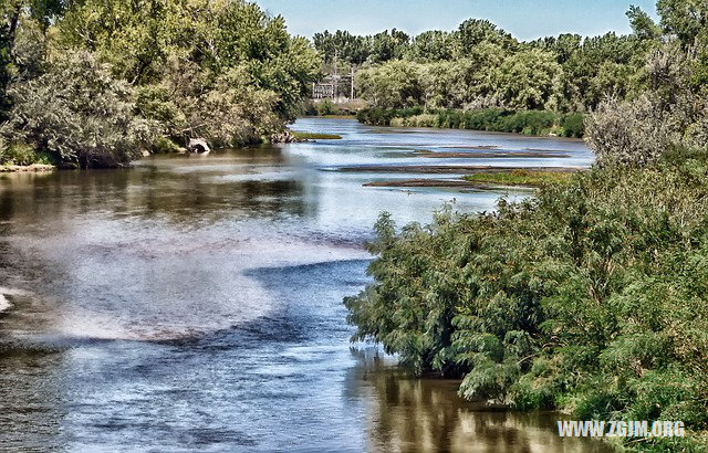 夢見熱水瓶_周公解夢夢到熱水瓶是什麼意思_做夢夢見熱水瓶好不好_周公解夢官網