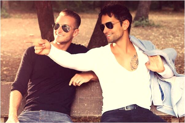 夢見孩子掉水裡自己救起孩子是啥意思_周公解夢官網