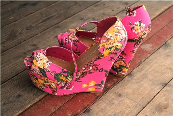 夢見指甲上有字是凶兆還是吉兆_周公解夢官網