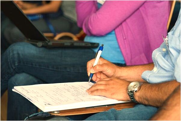 夢見自己面試見到領導是好是壞_周公解夢官網