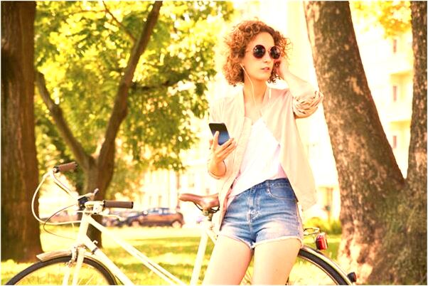 夢見一條蛇在床上代表什麼_周公解夢官網