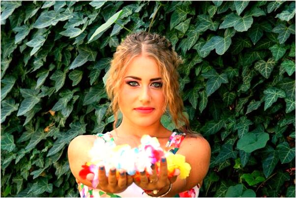 夢到和朋友女朋友一起有什麼預示嗎_周公解夢官網