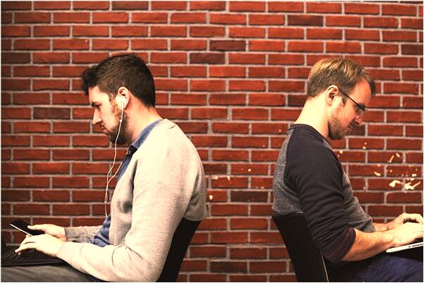 夢到跟中年男人吵架是什麼意思_周公解夢官網