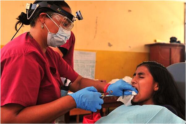 夢見頭上沾尿是什麼預兆？_周公解夢官網