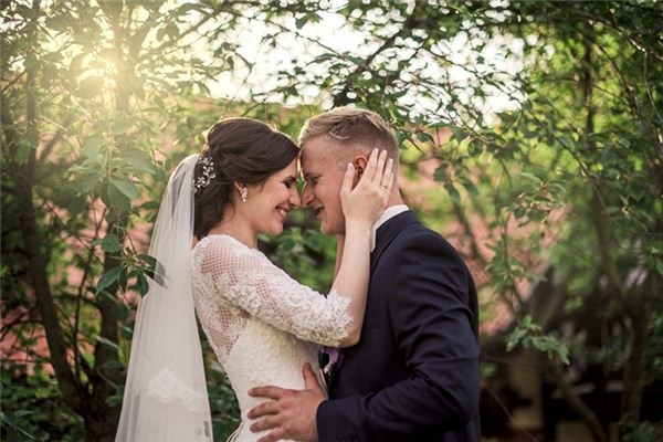 夢見與多人做愛預示了什麼_周公解夢