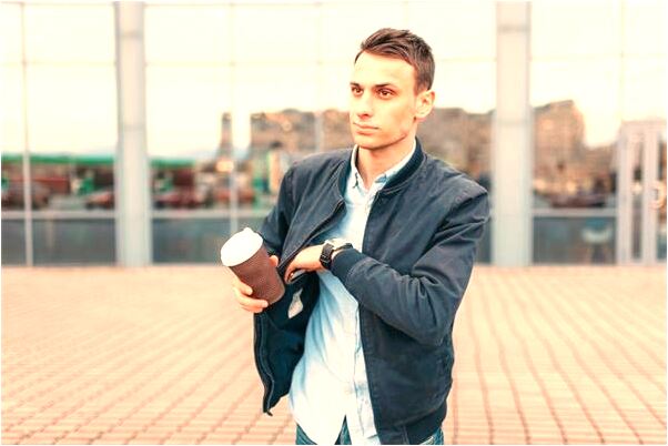 夢見在江邊騎車好不好不好_周公解夢官網