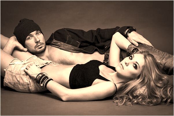 夢見看見別人快速游泳的預兆_周公解夢官網