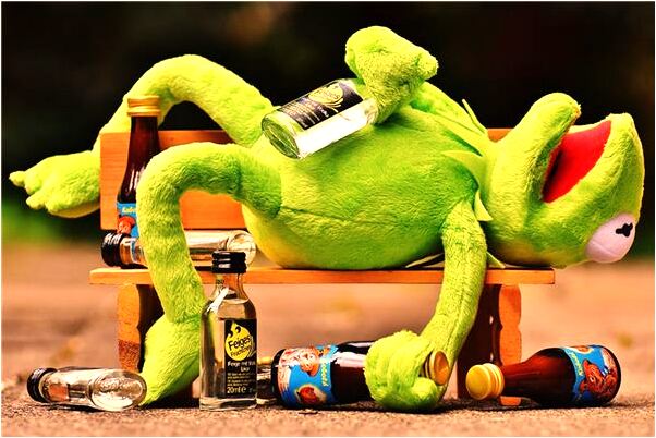 夢見穿情敵的衣服是怎么回事_周公解夢官網