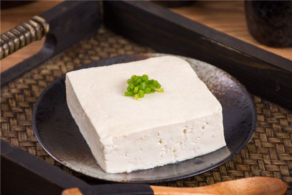 夢見吃豆腐_周公解夢