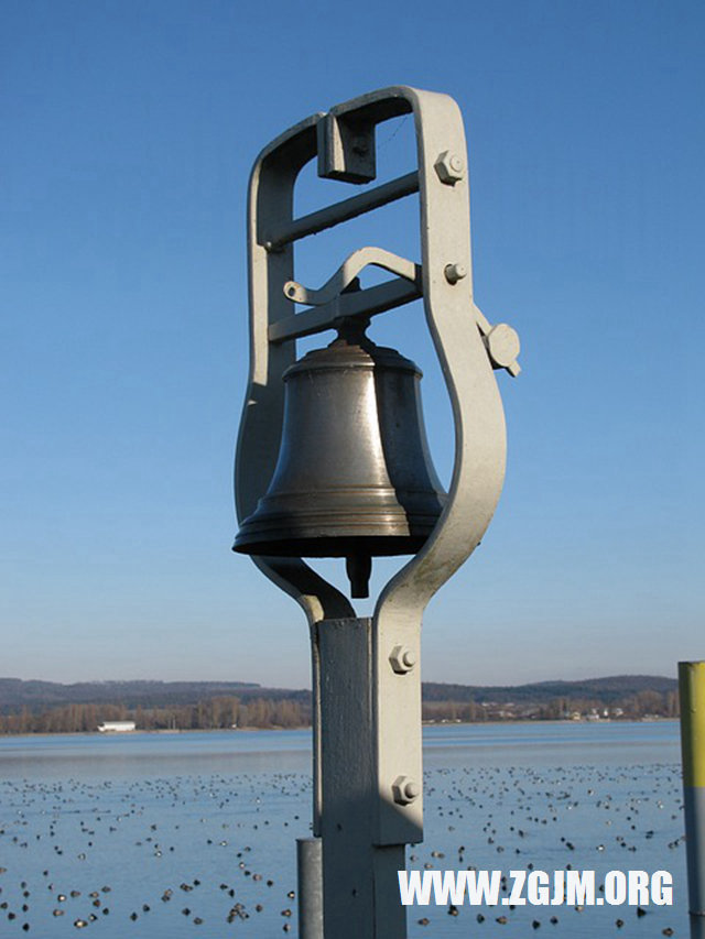 夢見媽媽輸液_周公解夢夢到媽媽輸液是什麼意思_做夢夢見媽媽輸液好不好_周公解夢官網