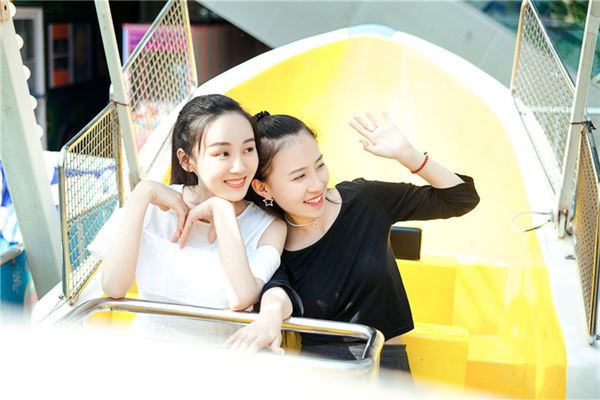 夢見閨蜜_周公解夢