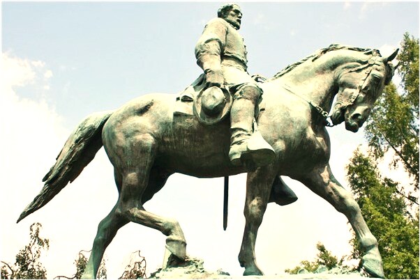 夢見自己的孩子尿褲子是什麼意思_周公解夢官網