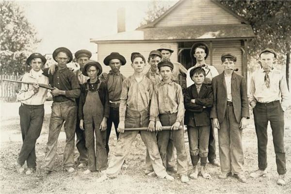 夢見打群架_周公解夢