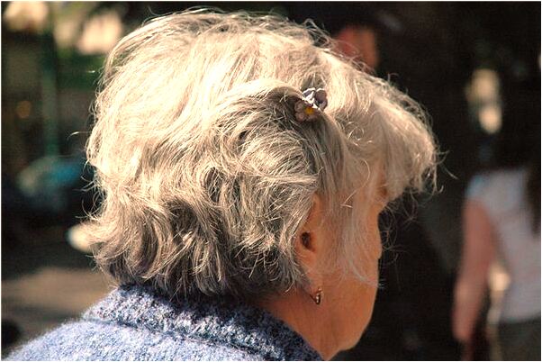 夢到去破舊的房子看方向意味什麼_周公解夢官網