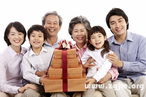 Dream of deceased relatives to send gifts