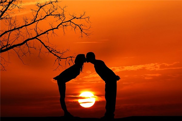 夢到了跟前男友在一起好不好_周公解夢