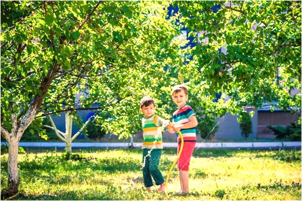 夢到了跟老公赤身抱著走在大街上是咋回事_周公解夢官網