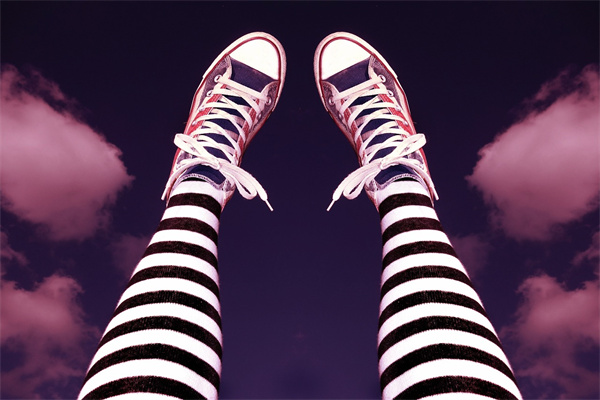 夢到了兩隻鞋子不一樣是吉兆嗎?_周公解夢