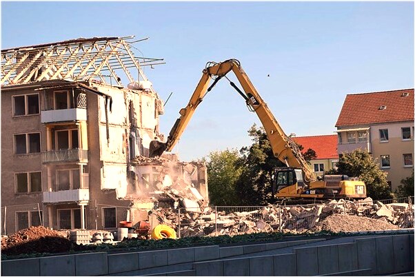 夢到有人給疏通下水管道會是什麼預兆_周公解夢官網