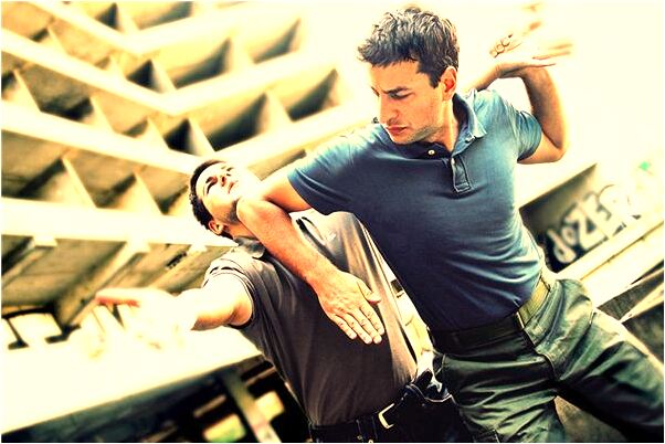 夢見自己抱小女孩意味著什麼_周公解夢官網