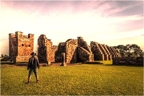 夢到頭上疤棹了兩塊是什麼意思？_周公解夢官網