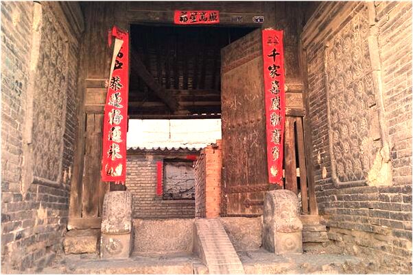 夢到了汽車爬上陡坡找到賓館有海有什麼預示嗎_周公解夢官網